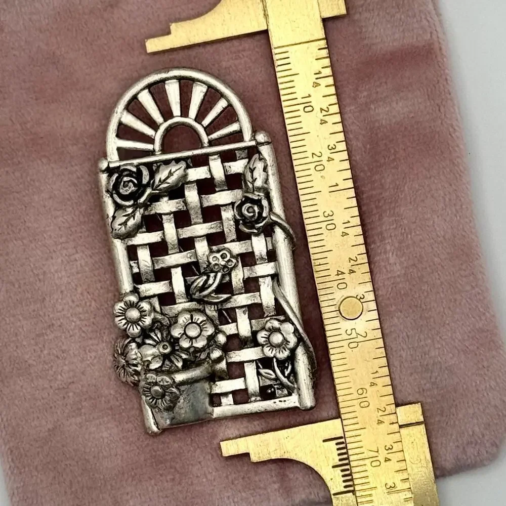 Danecraft signed brooch